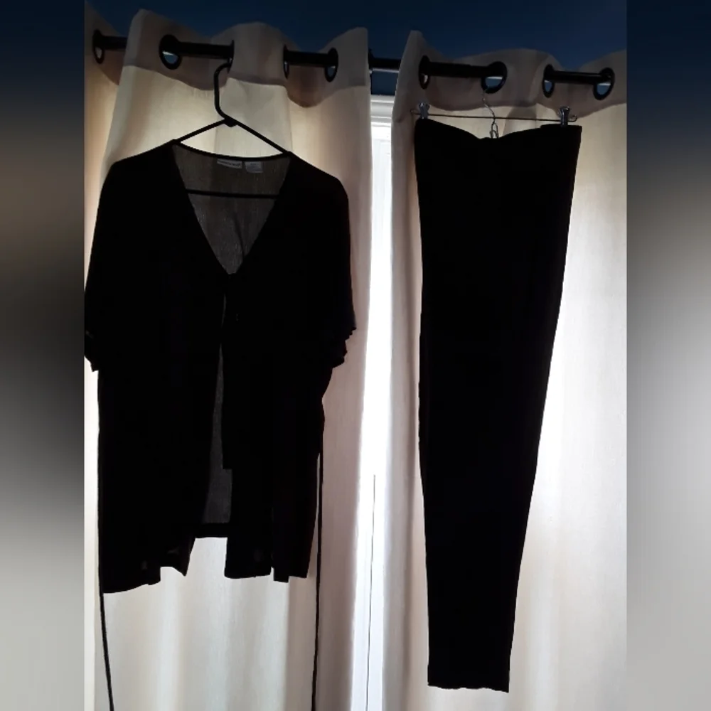 Pantsuit - Picture 2 of 4